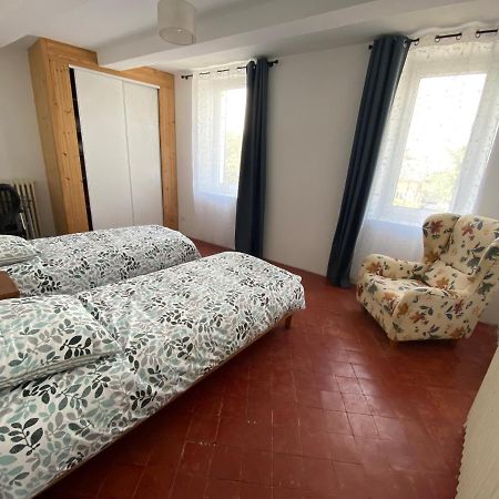 Villa Les Volets Bleus Malaucène Esterno foto