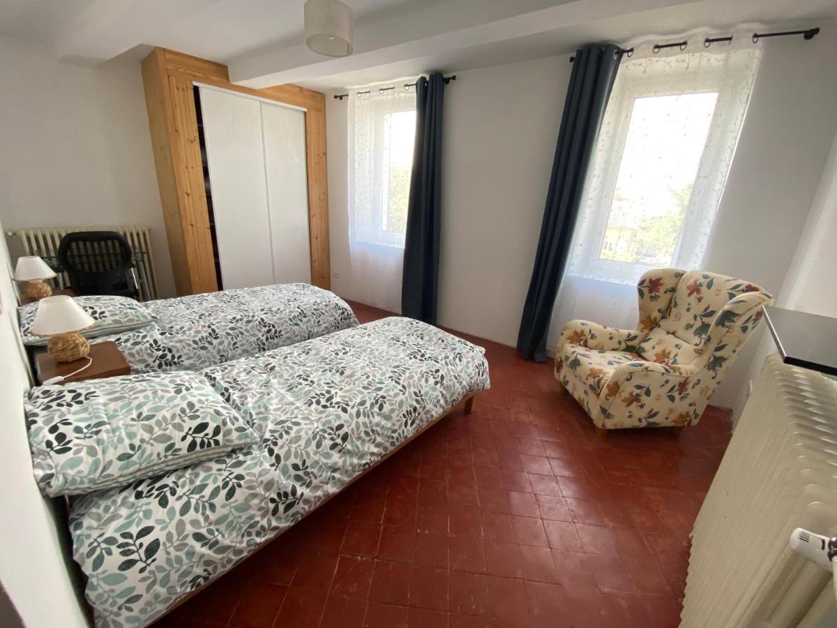 Villa Les Volets Bleus Malaucène Esterno foto