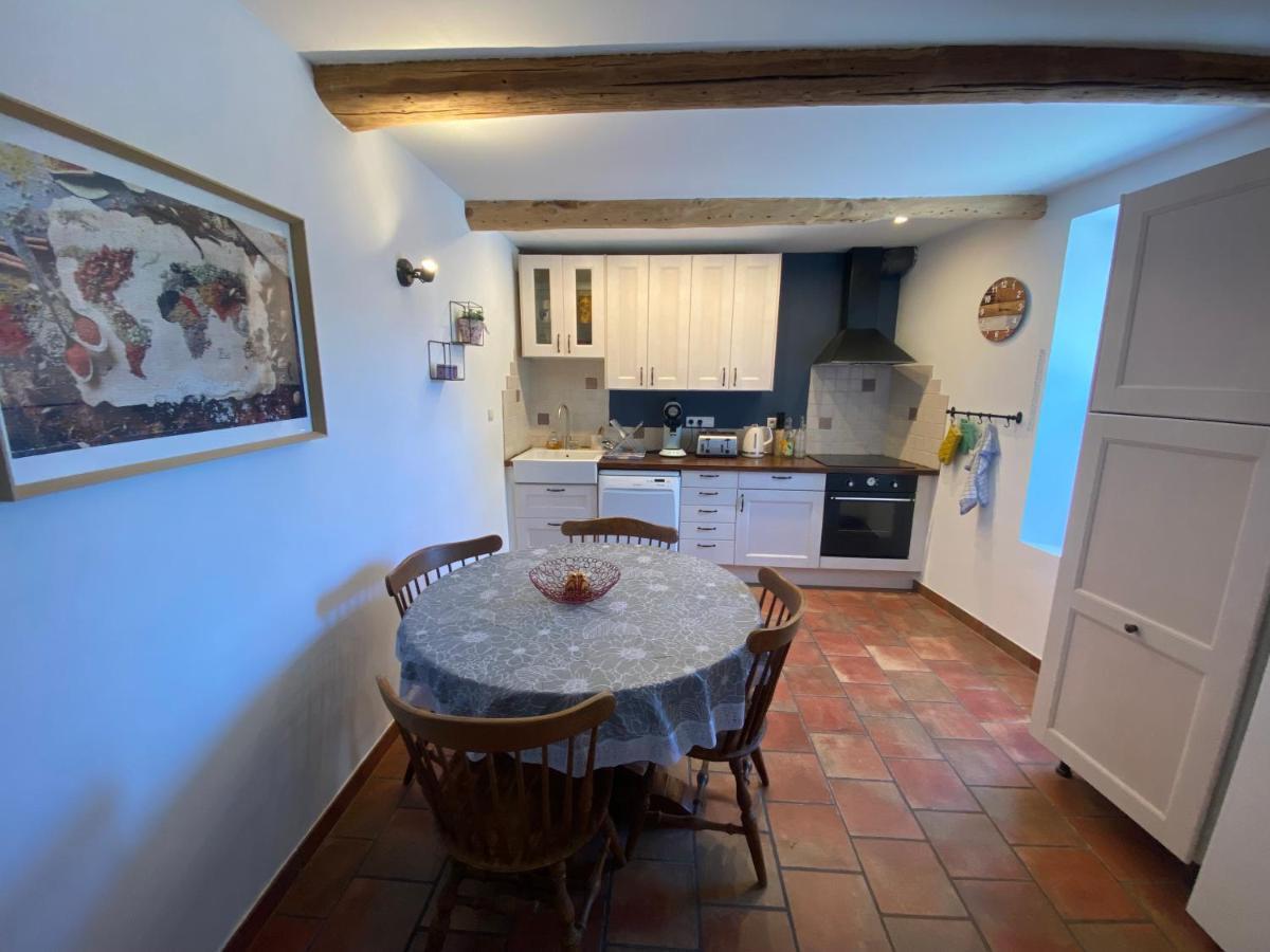 Villa Les Volets Bleus Malaucène Esterno foto