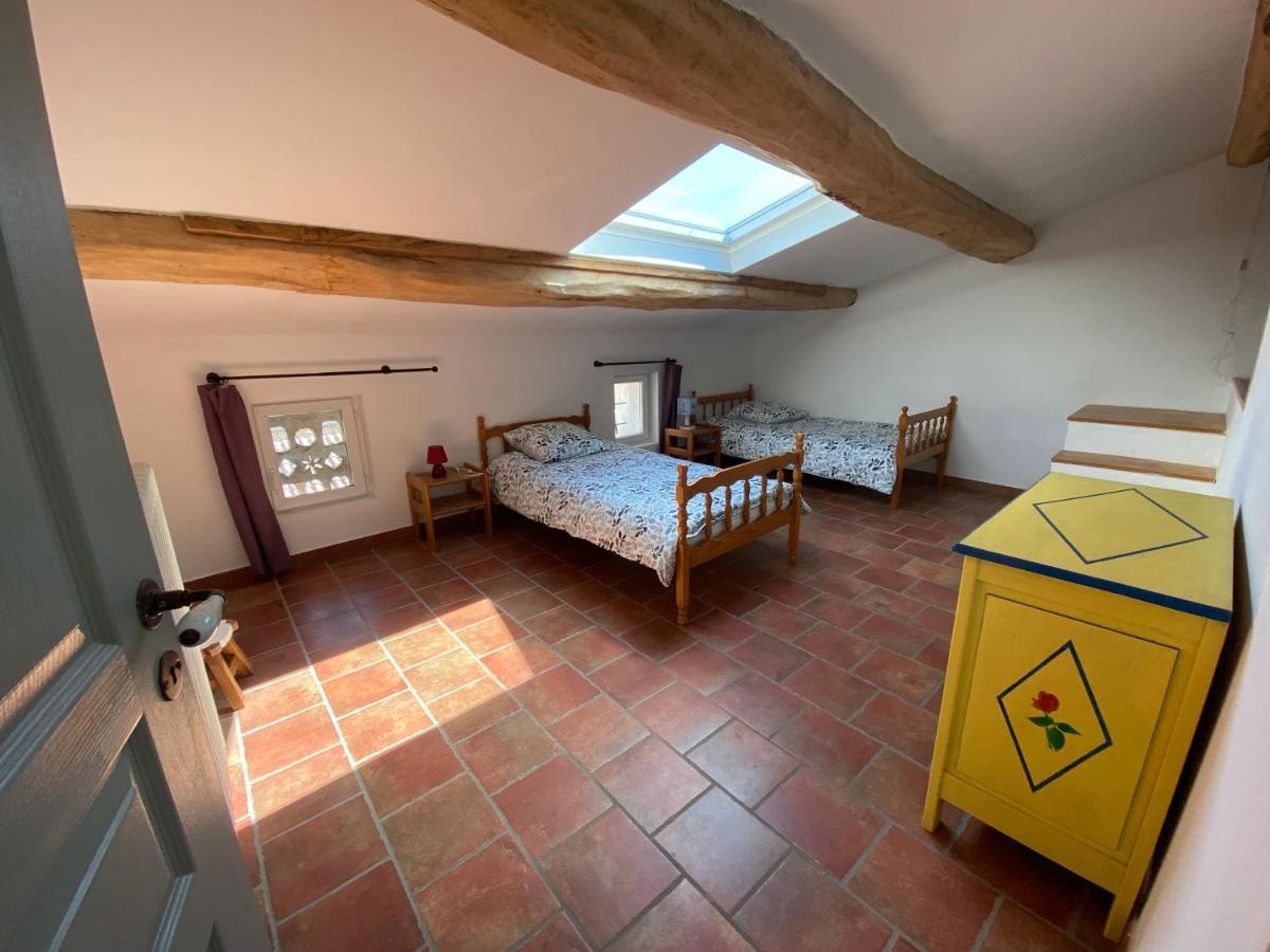 Villa Les Volets Bleus Malaucène Esterno foto